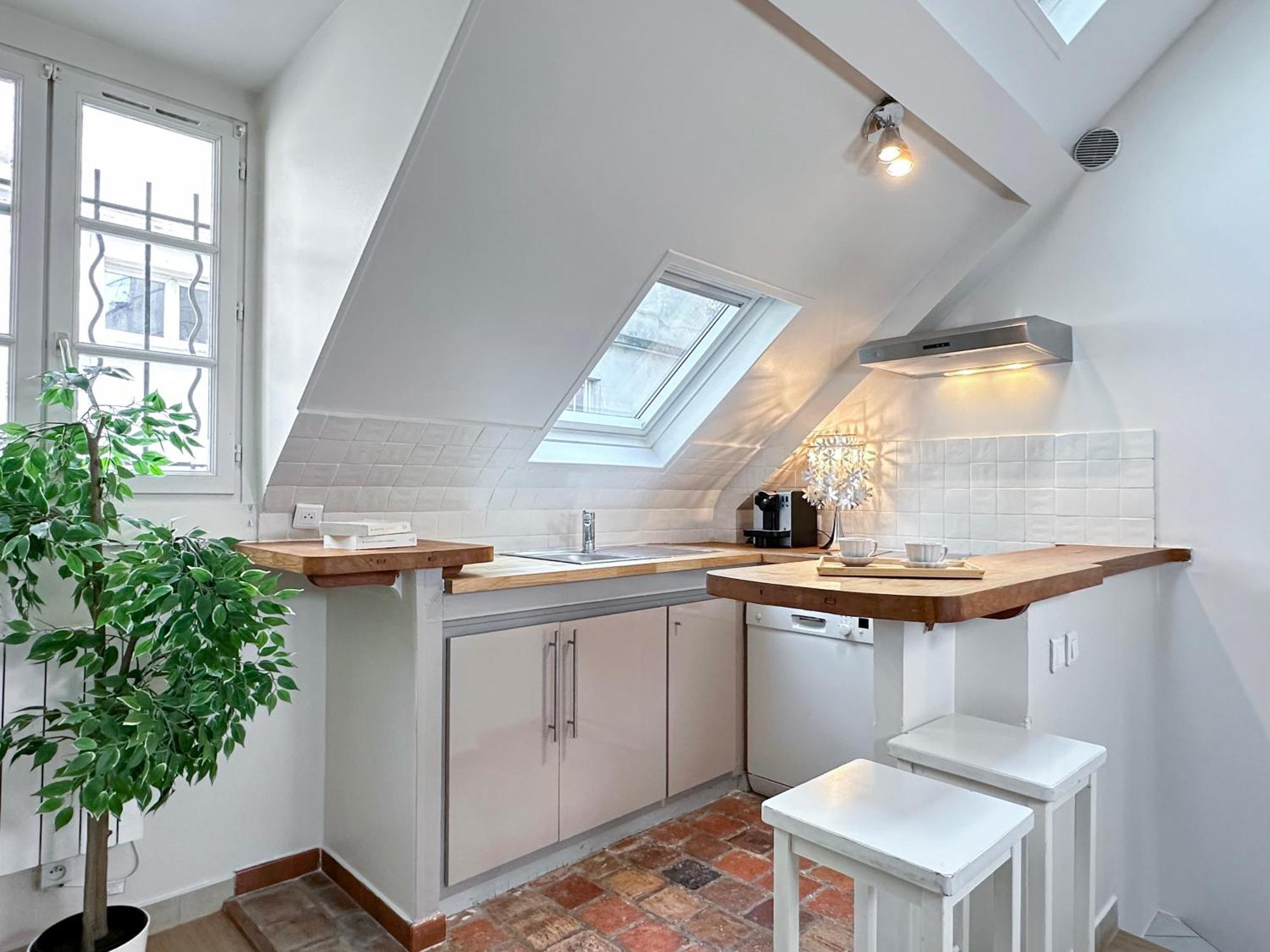 Unique & Beautiful Duplex In Saint-Germain Apartment Paris Ngoại thất bức ảnh