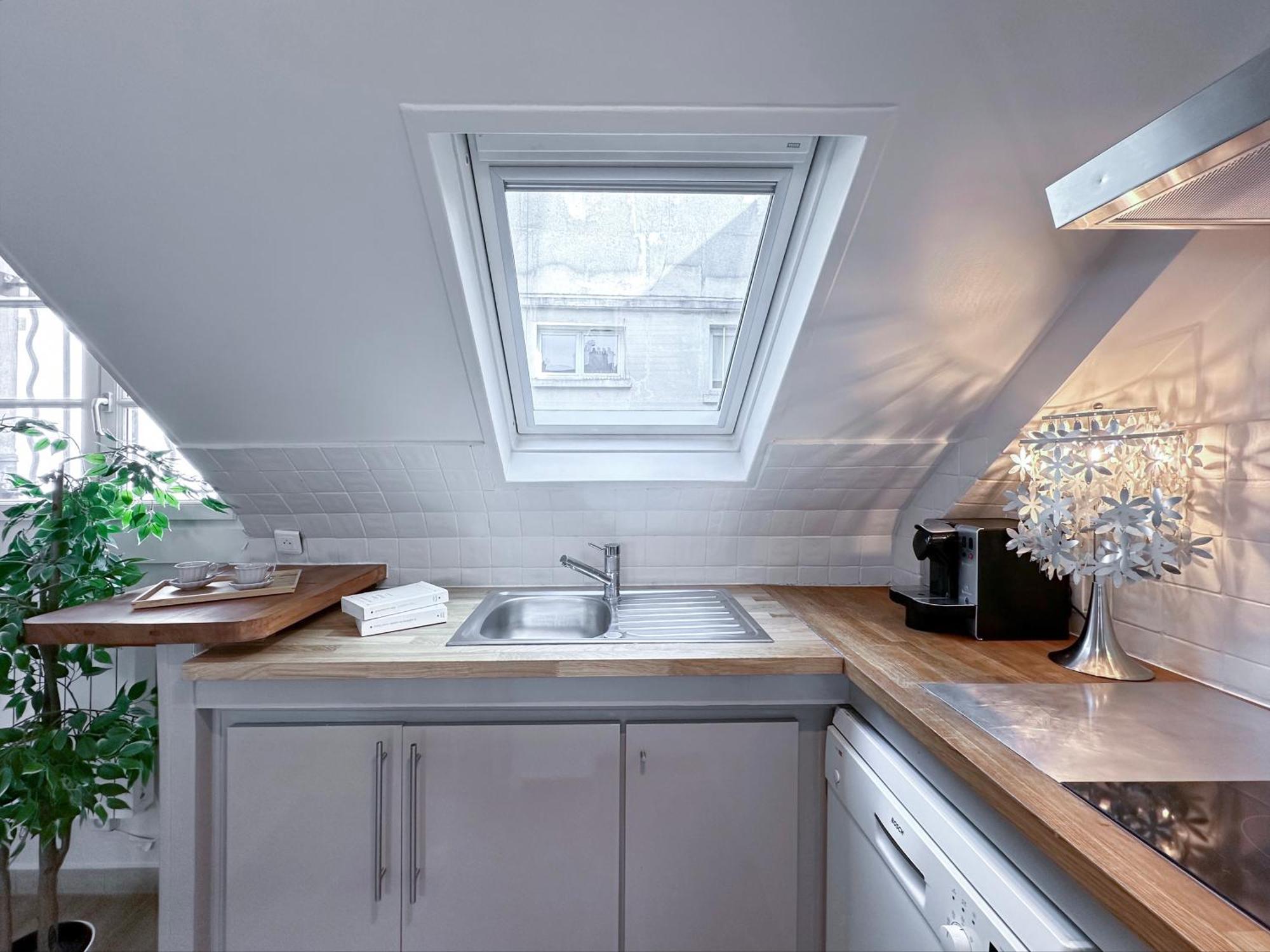 Unique & Beautiful Duplex In Saint-Germain Apartment Paris Ngoại thất bức ảnh